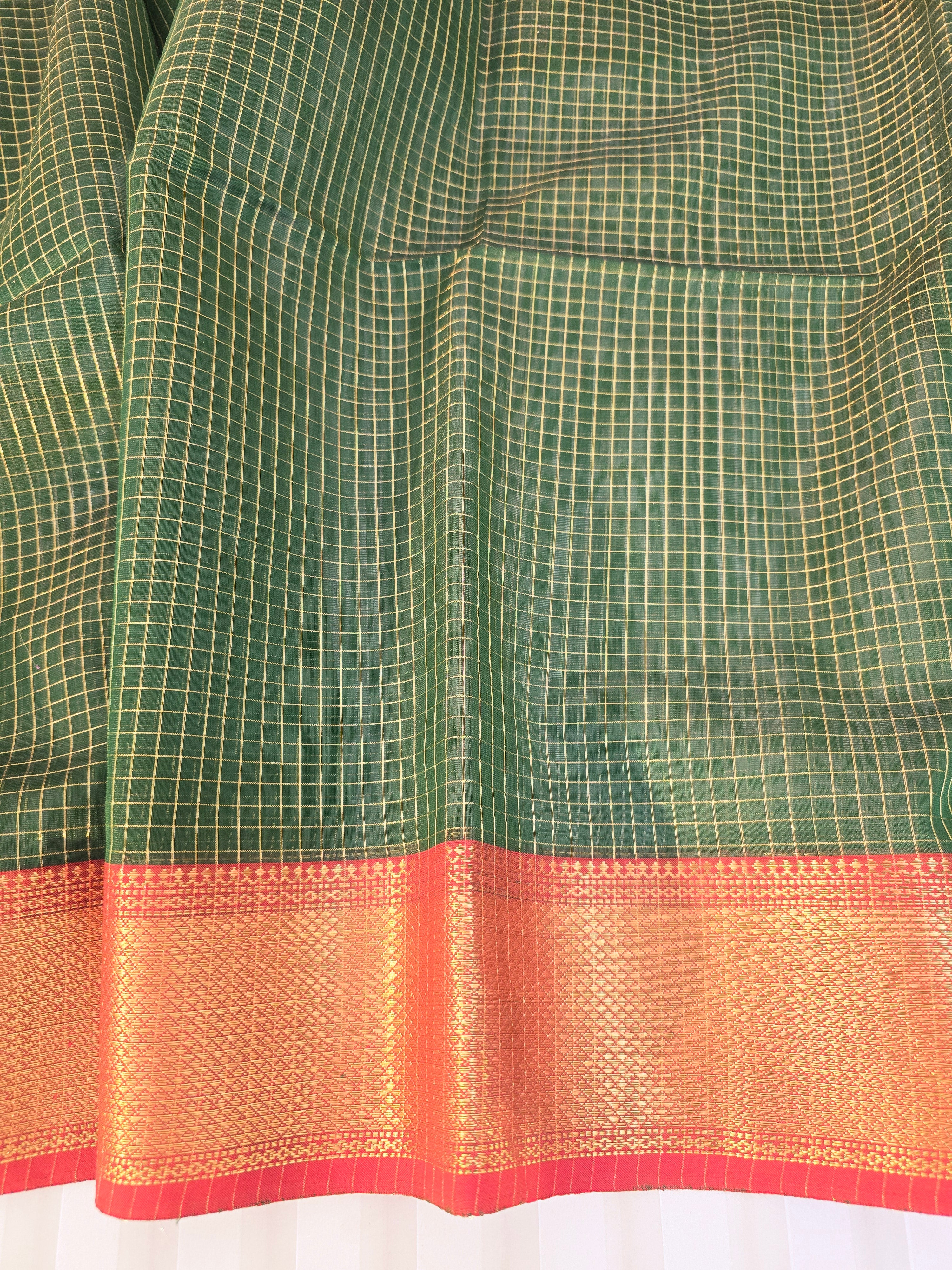 Pure Handwoven Maheshwari Zari Check Saree - Green