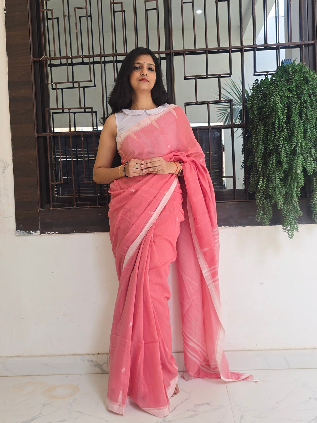 Pure Handwoven Mul Cotton Jamdani - Peach