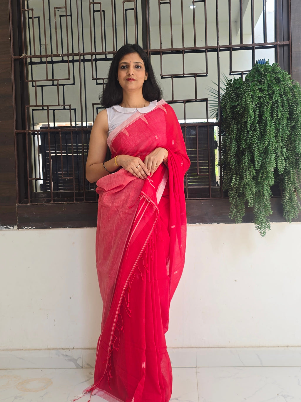 Pure Handwoven Mul Cotton Jamdani - Red