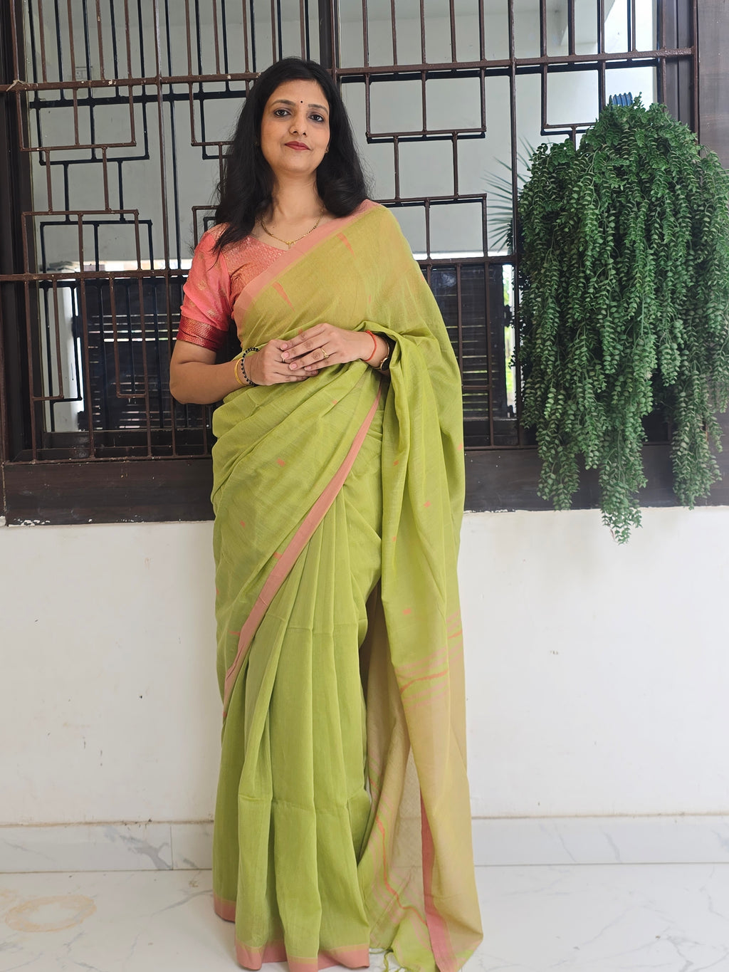Pure Handwoven Mul Cotton Jamdani - Green