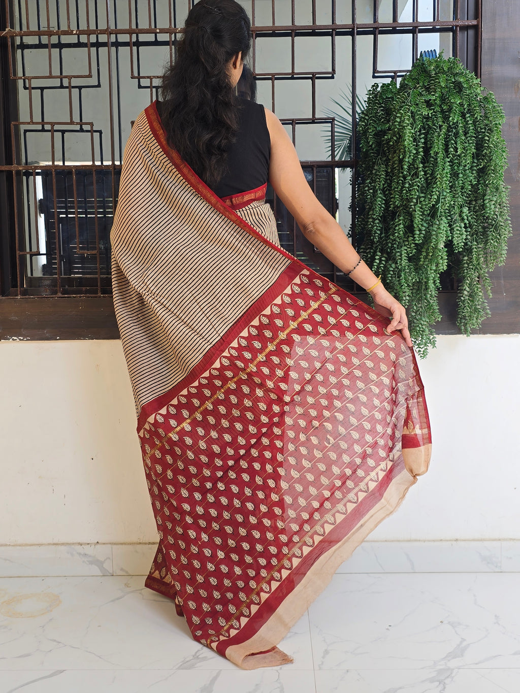 Hand block Printed Chanderi Silk Cotton Saree - Red Leaf