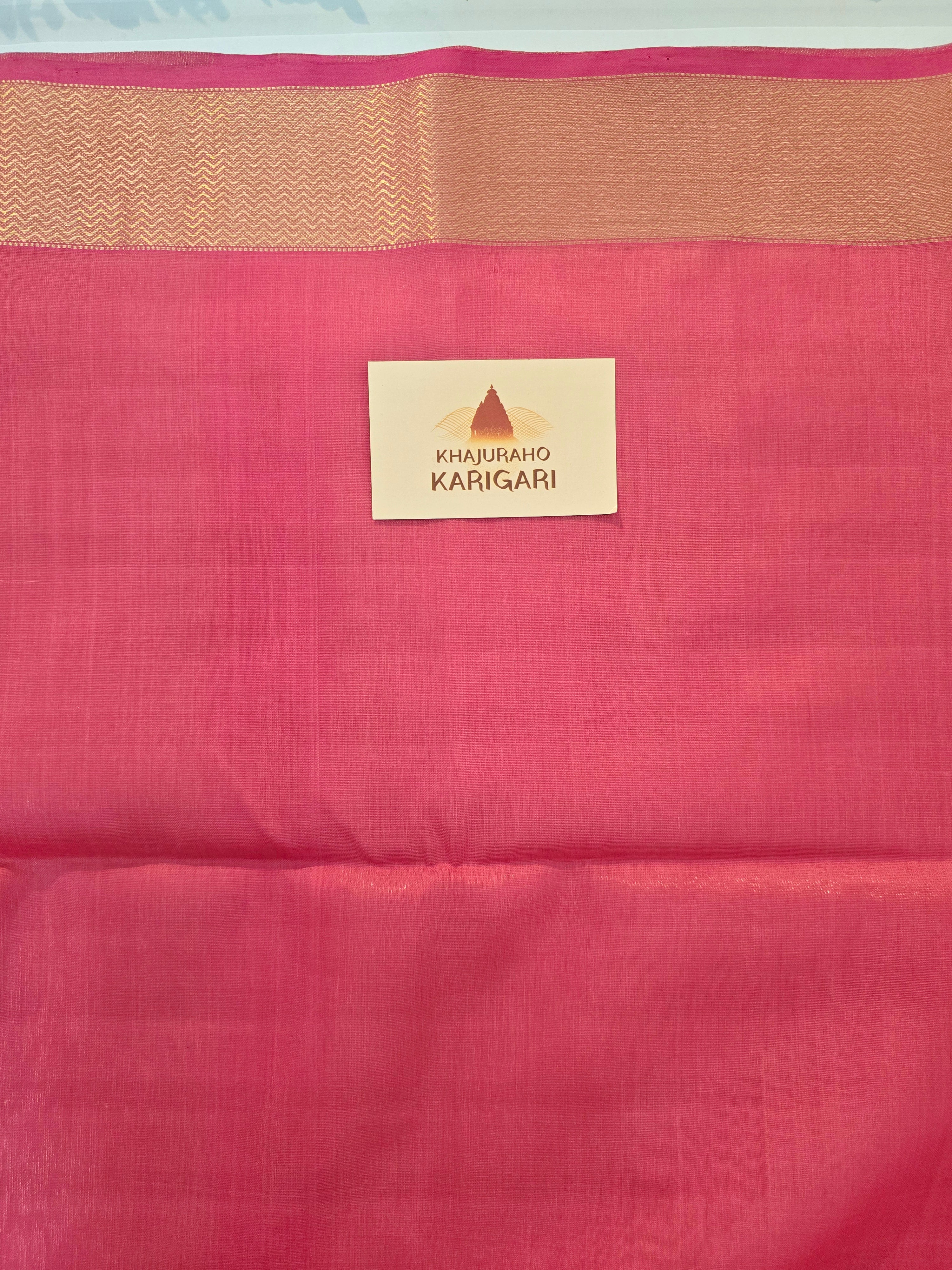 Pure Handwoven Maheshwari Saree Diamond Boota Red