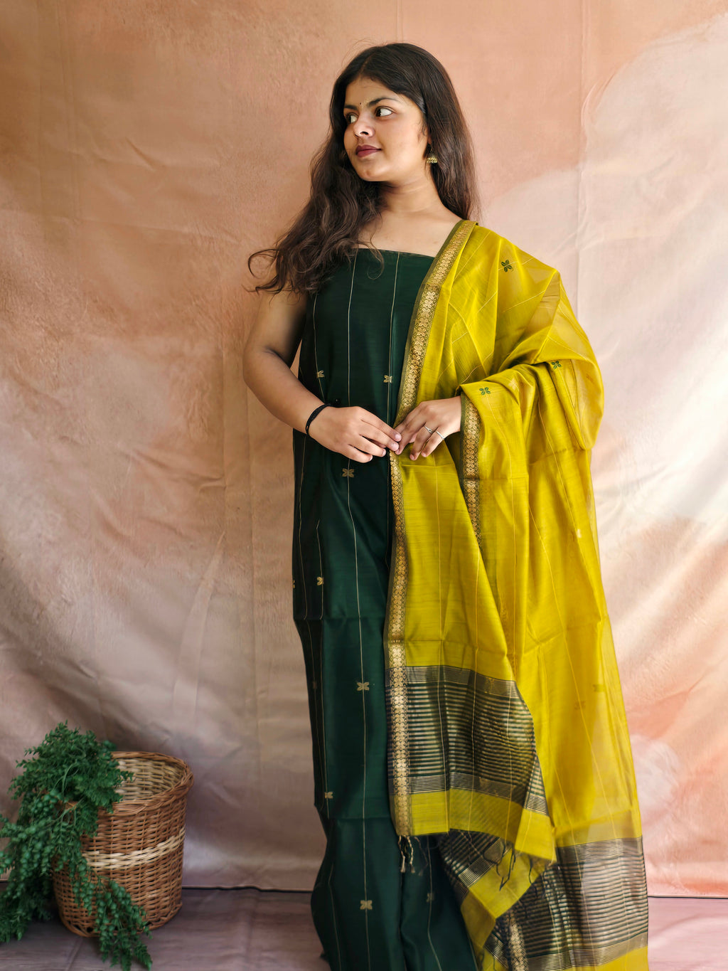 Pure Handwoven Maheshwari Kurta Dupatta Set - Green Yellow