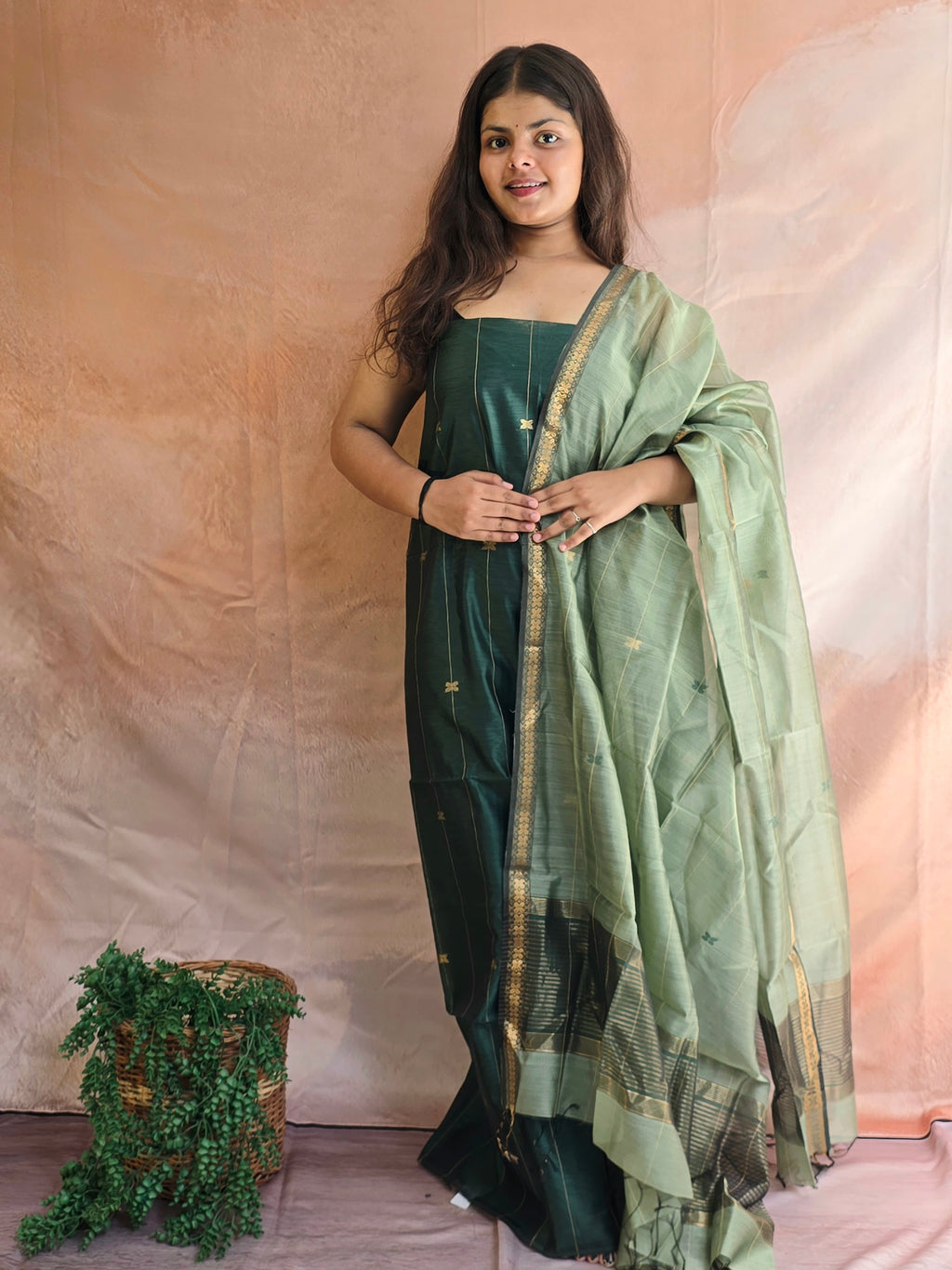 Pure Handwoven Maheshwari Kurta Dupatta Set