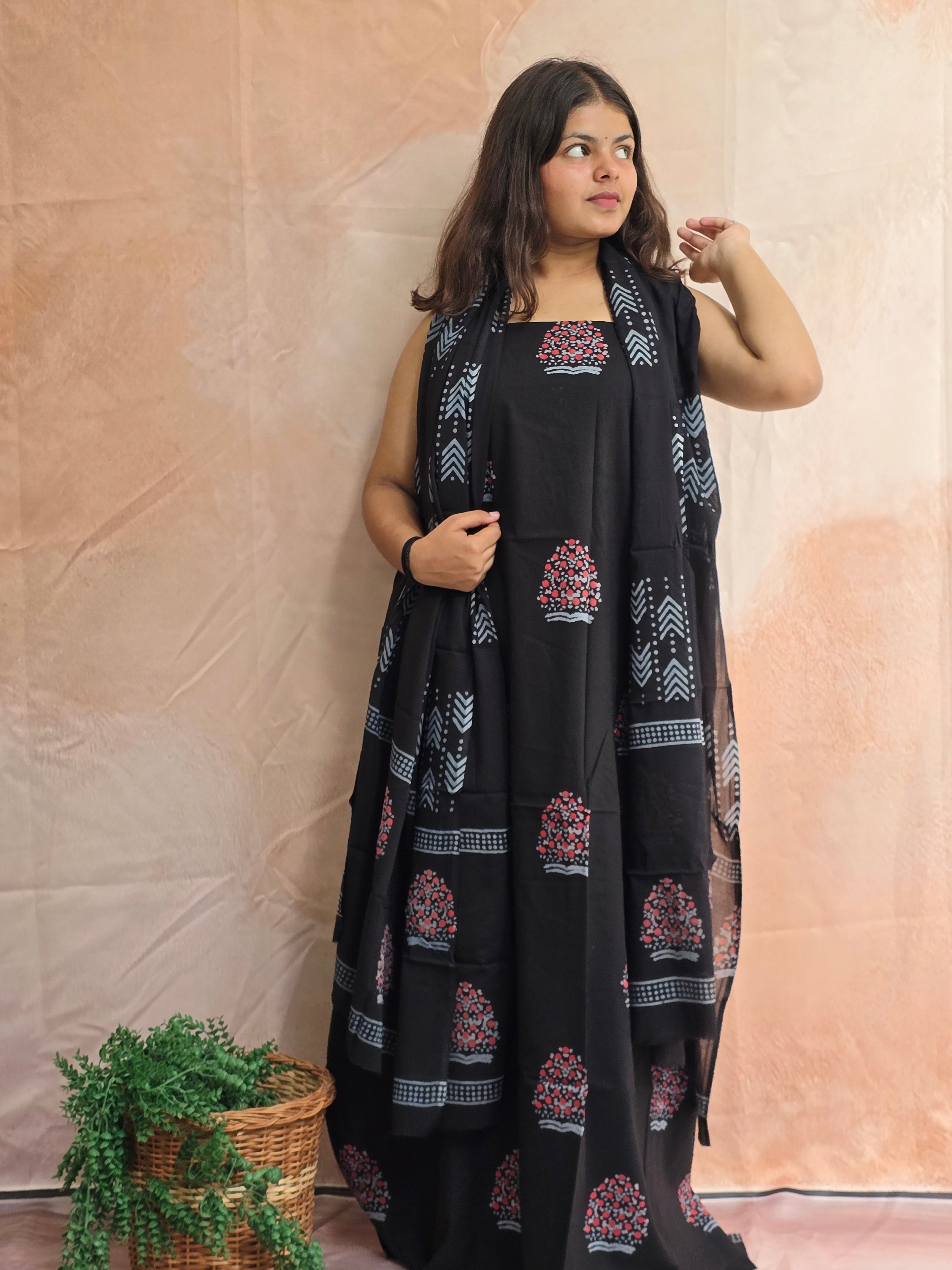 Handblock Printed Mul Cotton Dress Material Set - Black