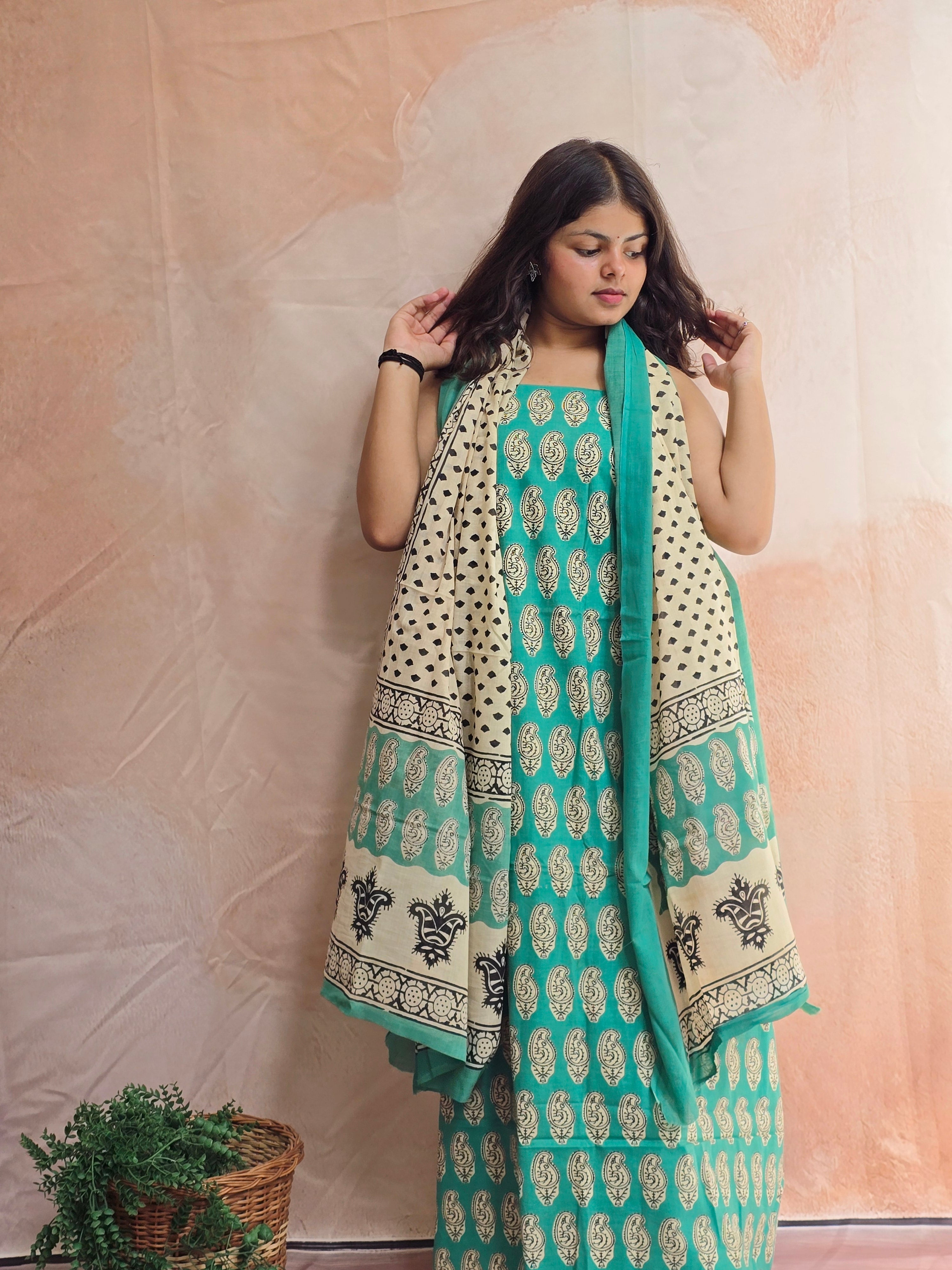 Handblock Printed Mul Cotton Dress Material Set