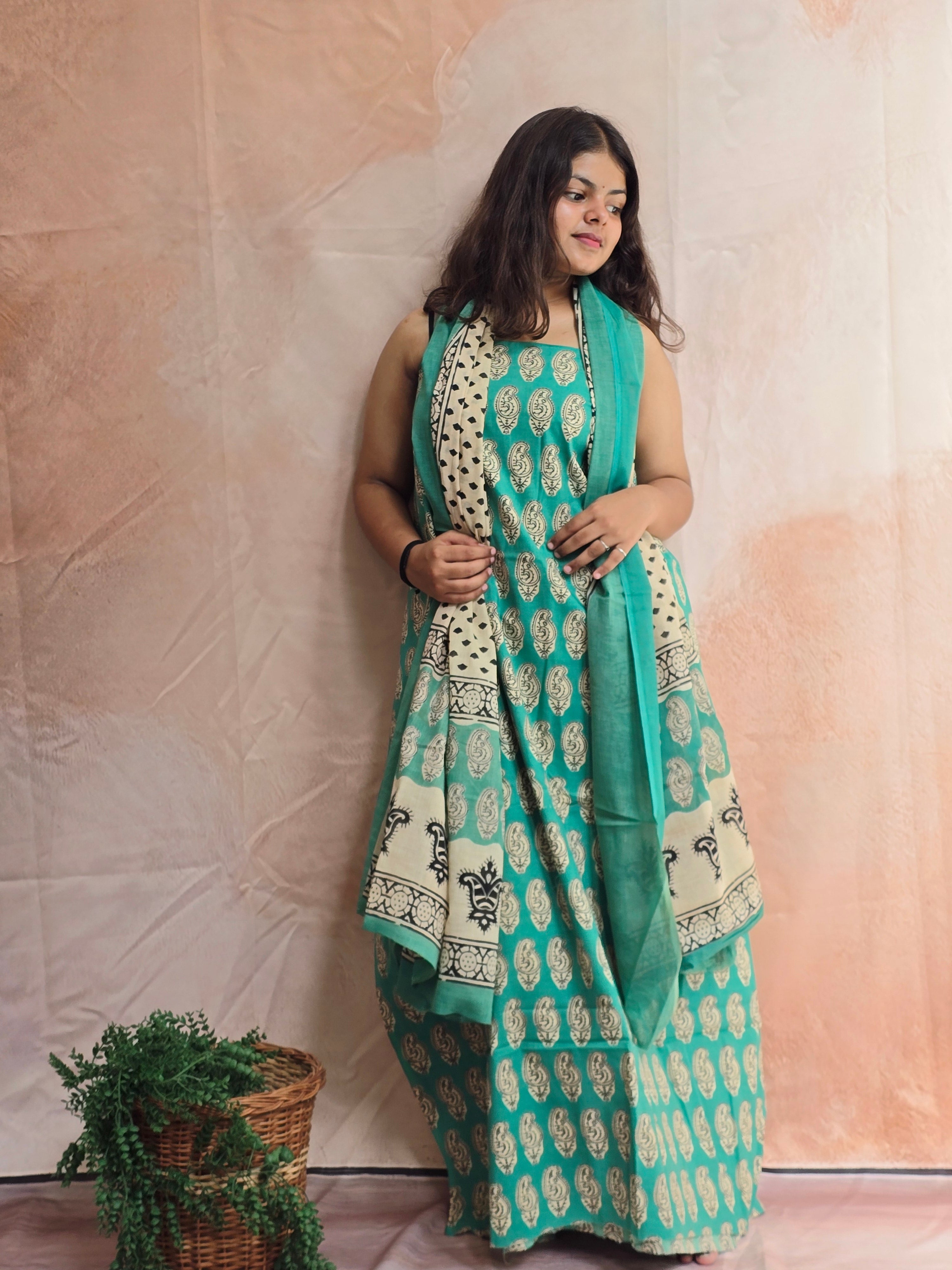 Handblock Printed Mul Cotton Dress Material Set