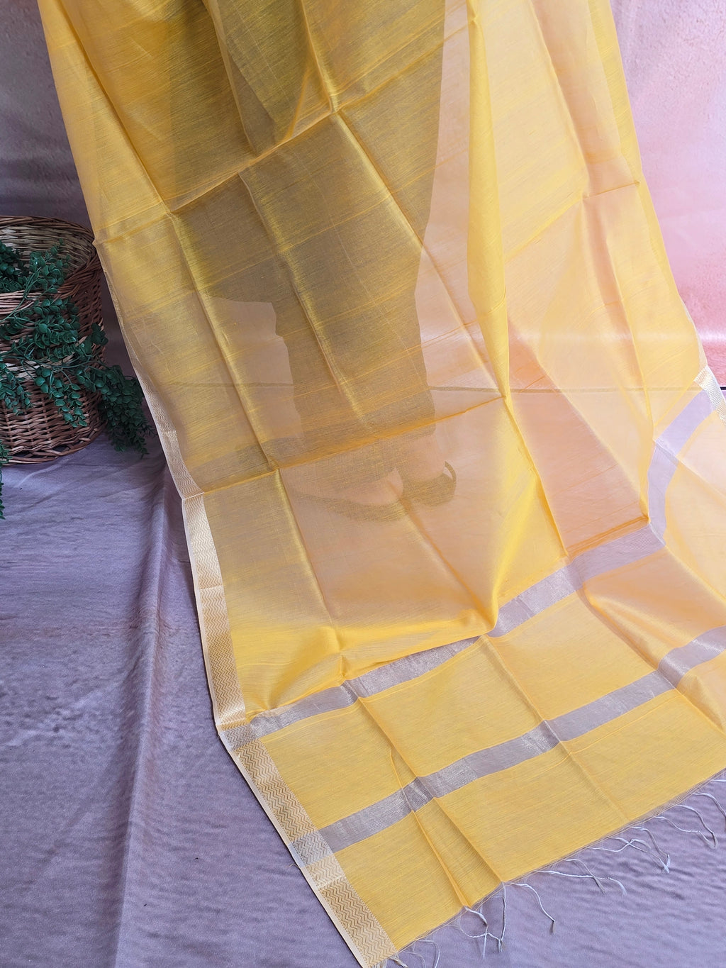 Handwoven Maheshwari Silk-Cotton Dupatta with Zari Border - Yellow
