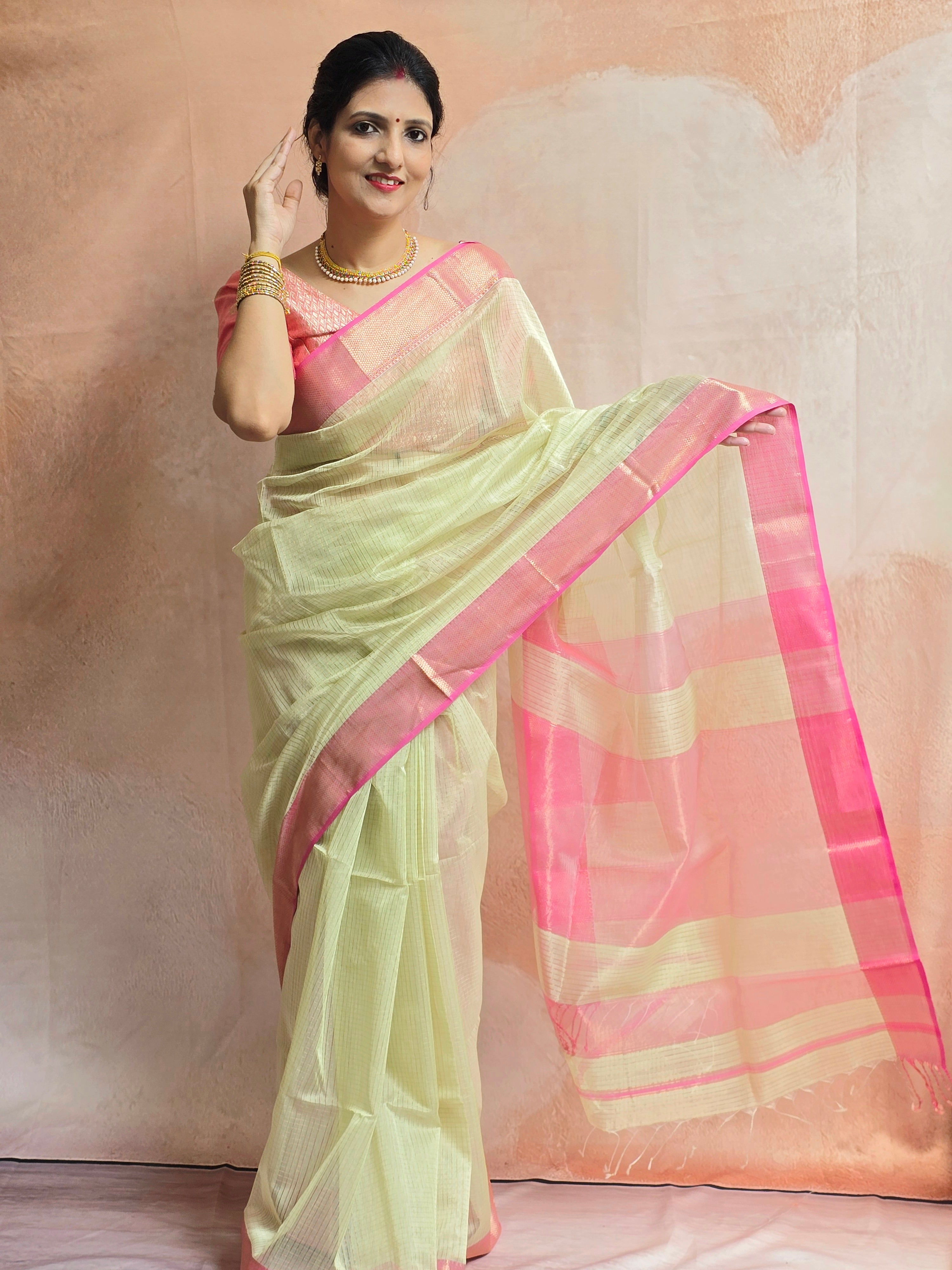 Pure Handwoven Maheshwari Zari Check Saree