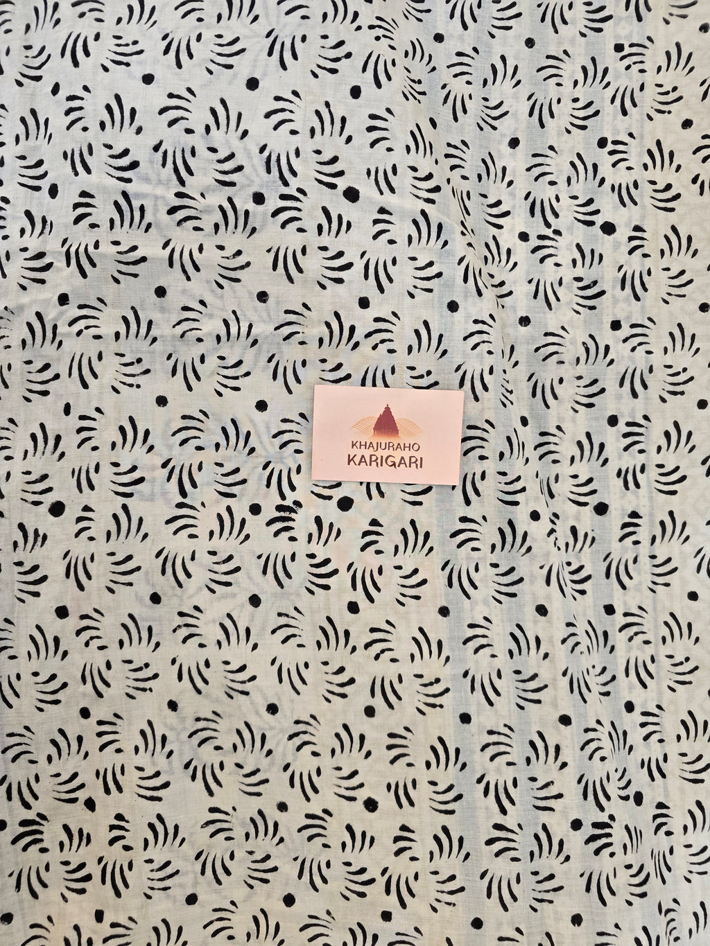 Handblock Printed Mul Cotton Saree Zigzag Motifs - Offwhite