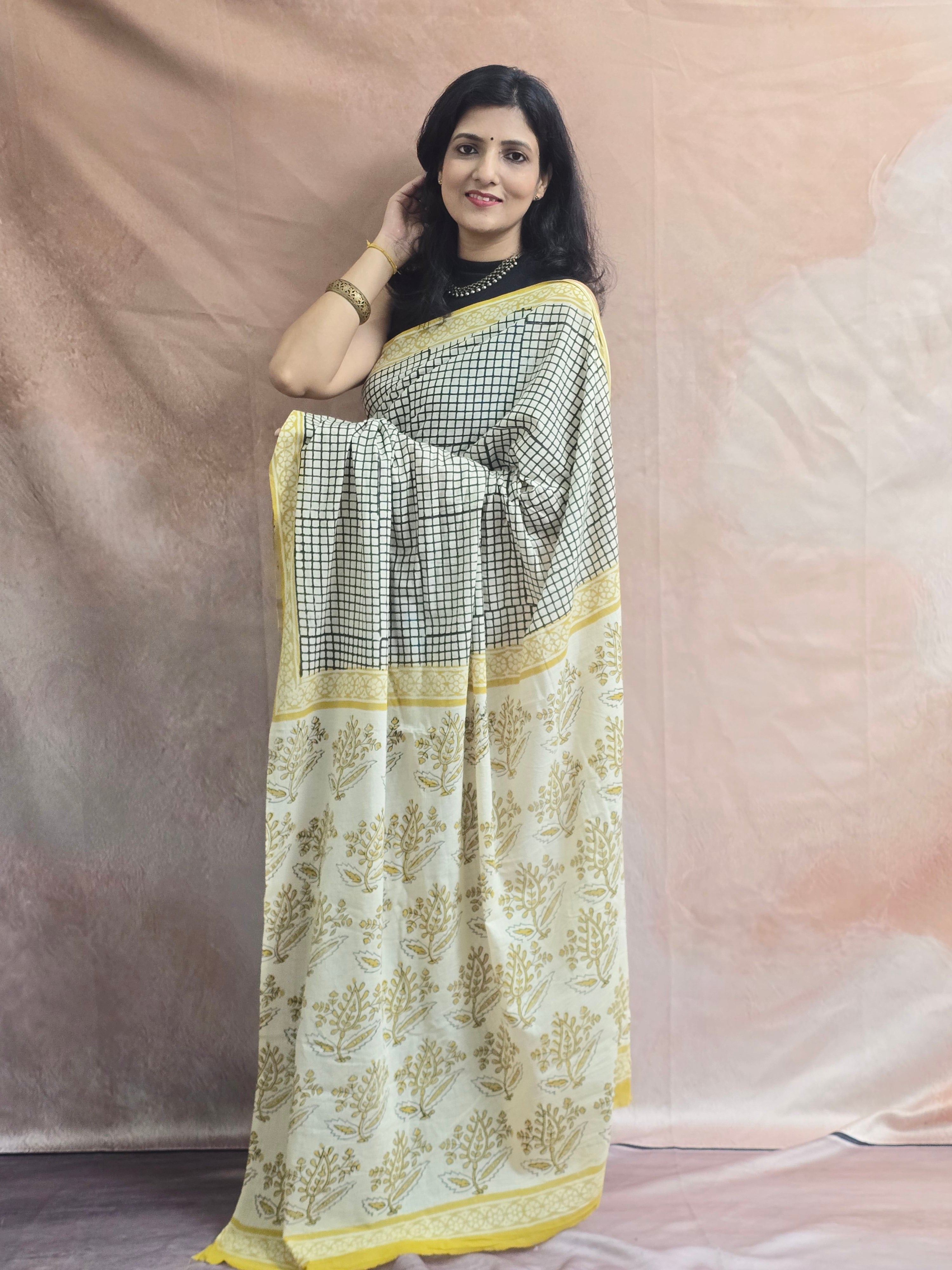 Handblock Printed Mul Cotton Saree Black Checks