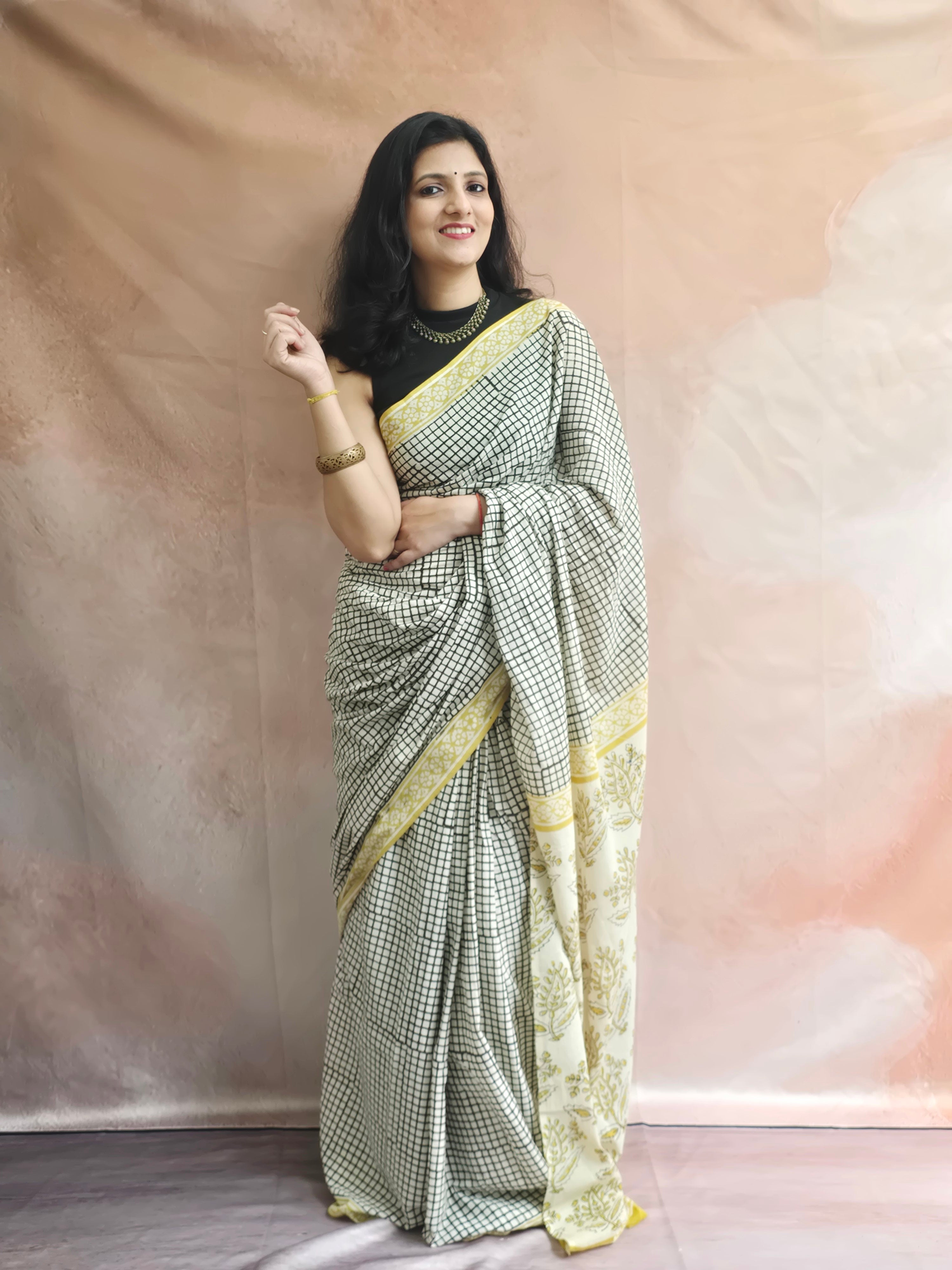 Handblock Printed Mul Cotton Saree Black Checks