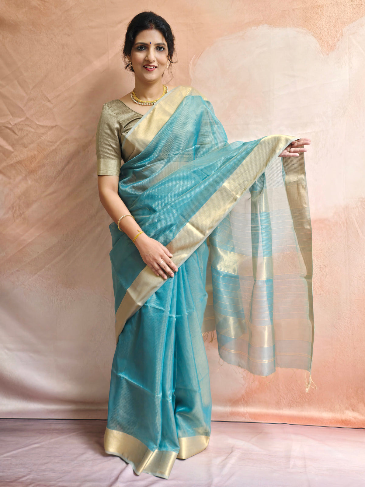 Pure Handloom Maheshwari Small Check Saree - Sky Blue