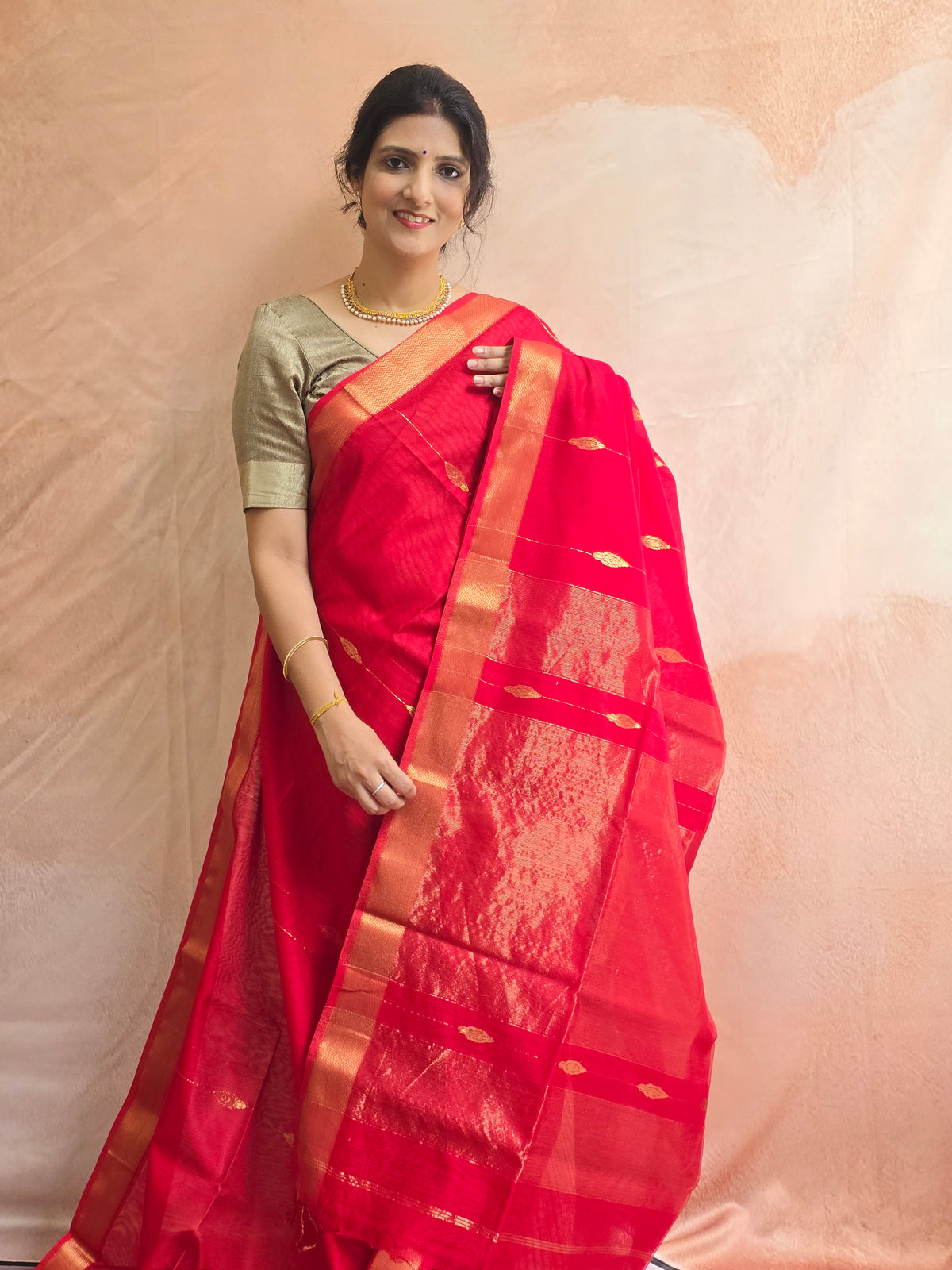 Pure Handwoven Maheshwari Saree Diamond Boota Pink