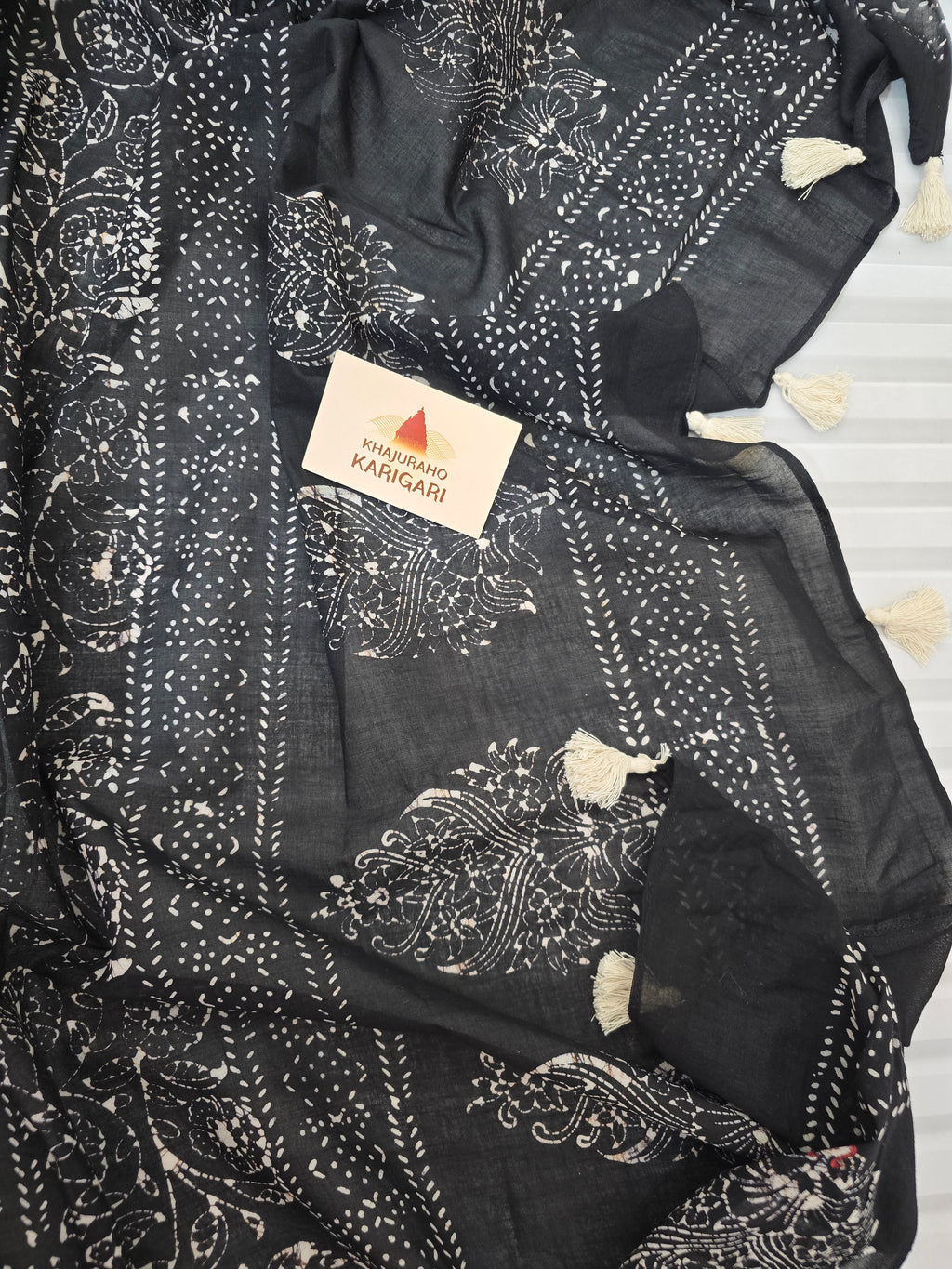 Handcrafted Batik Mul Cotton Saree - Black Floral