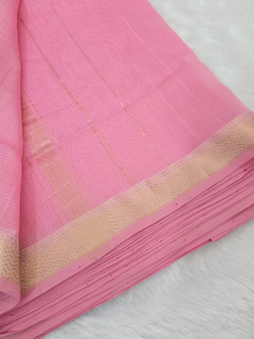Pure Handwoven Maheshwari Silk Cotton Saree - Pink with Gold Zari Border