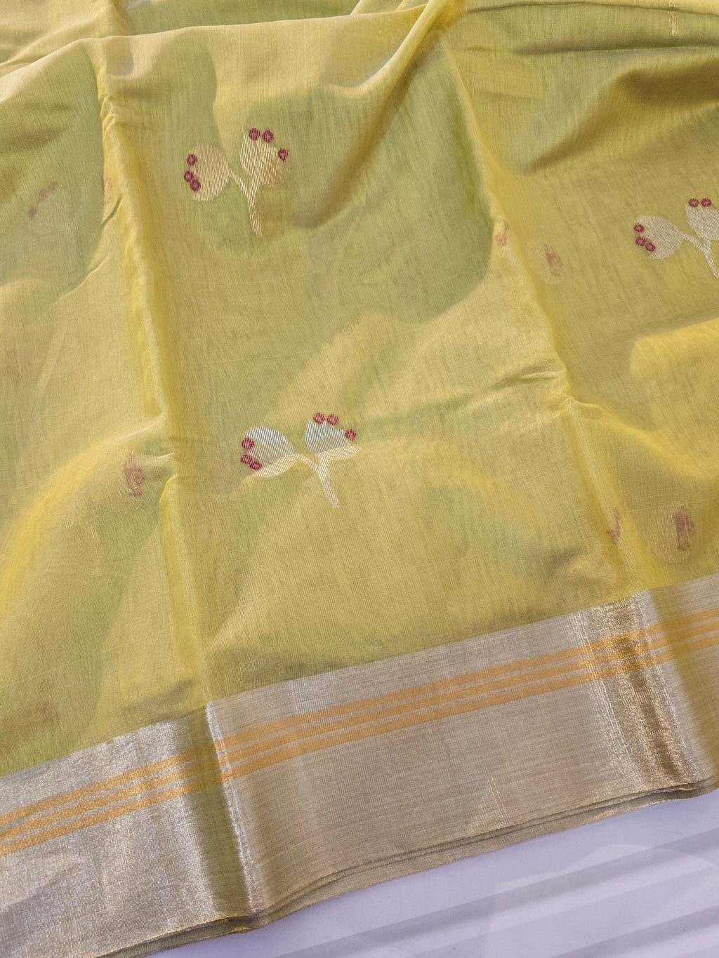 Kusum Mangal – Pure Handwoven Chanderi Silk Cotton Saree | Neon Green