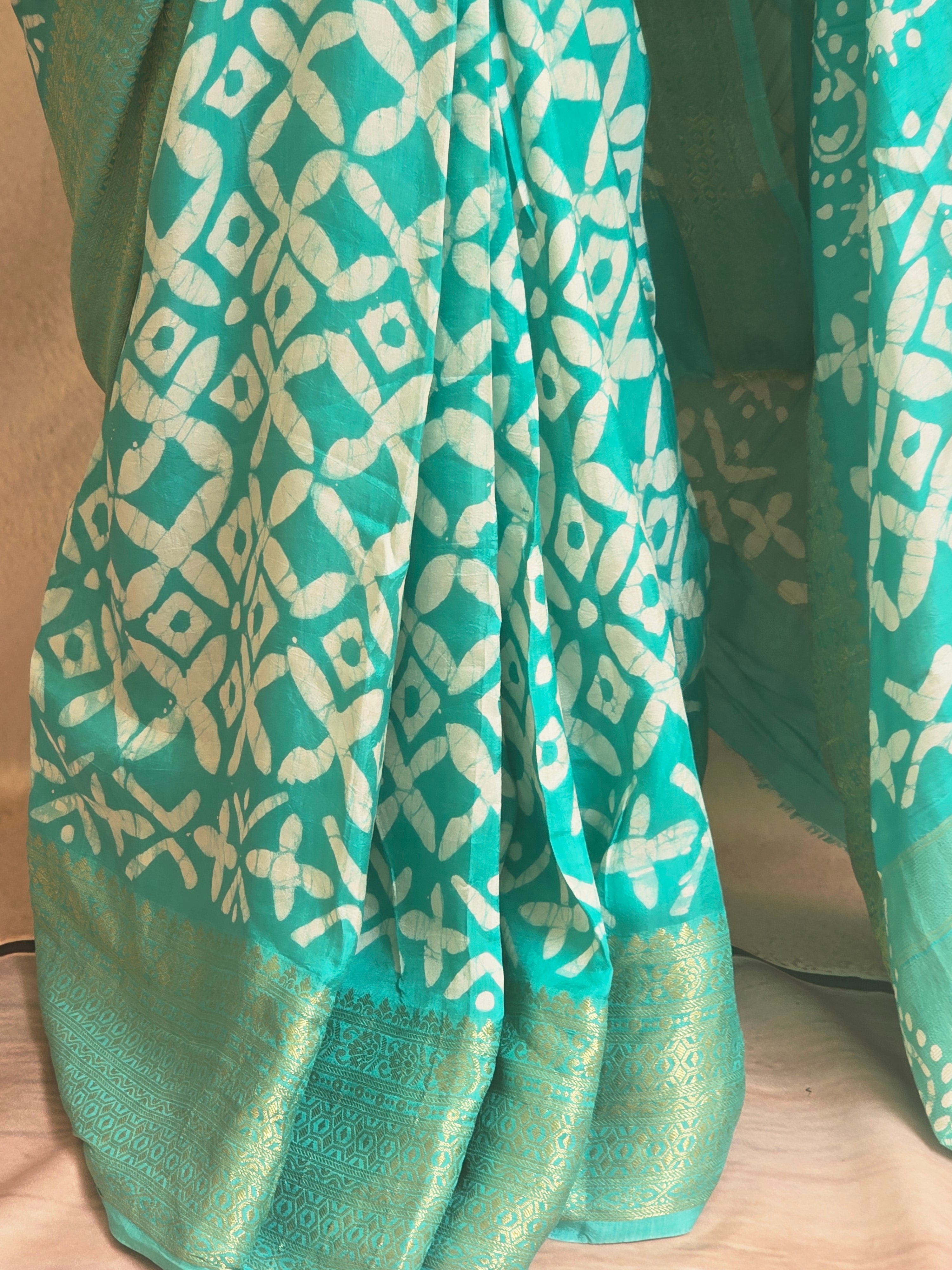 Handcrafted Ujjain Batik Dola Silk Saree | Aqua Blue