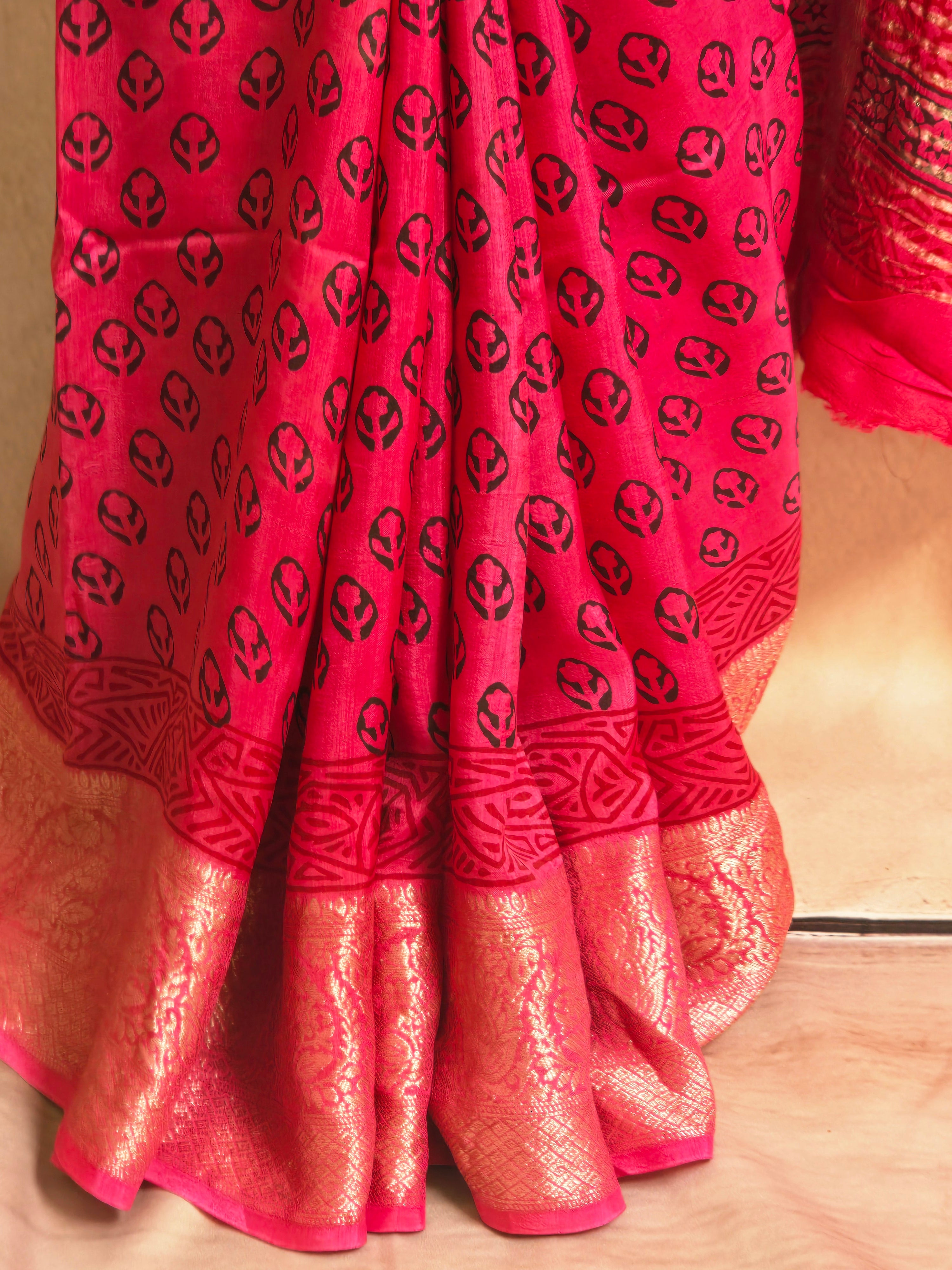 Bagh Dola Silk Saree Pink