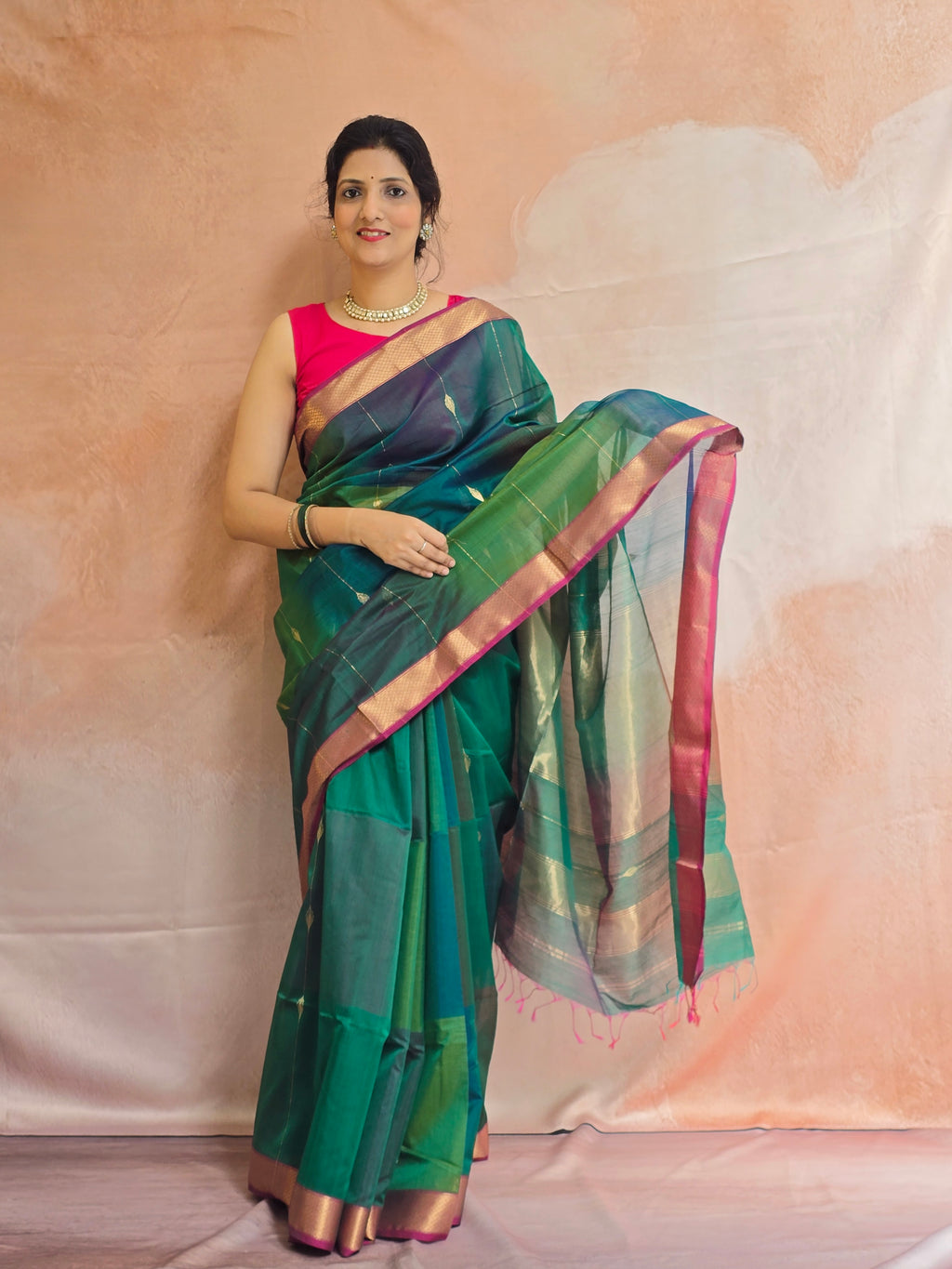 Handwoven Maheshwari Saree - Multi shaded Green