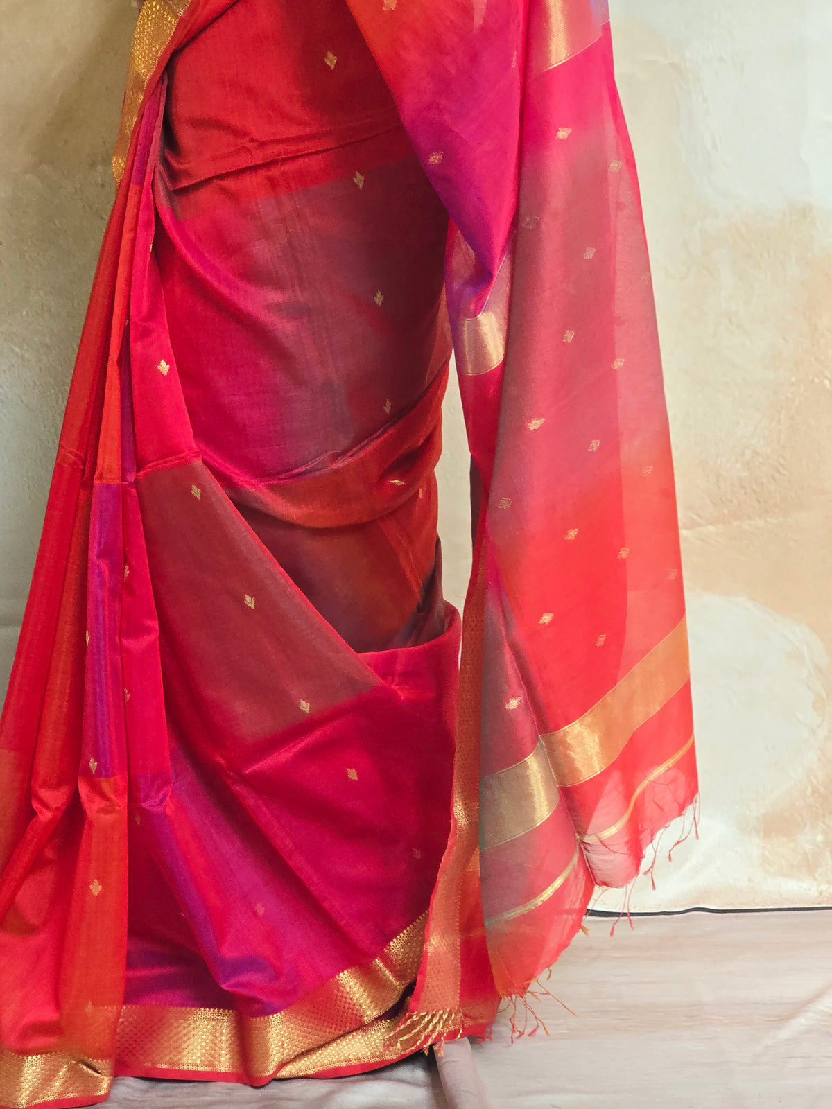 Pure Handwoven Maheshwari Multi Shade Saree with Diya Motifs and Zari border - Red