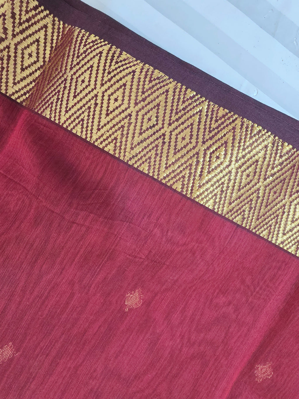 Nayantara Handwoven Maheshwari Saree - Maroon