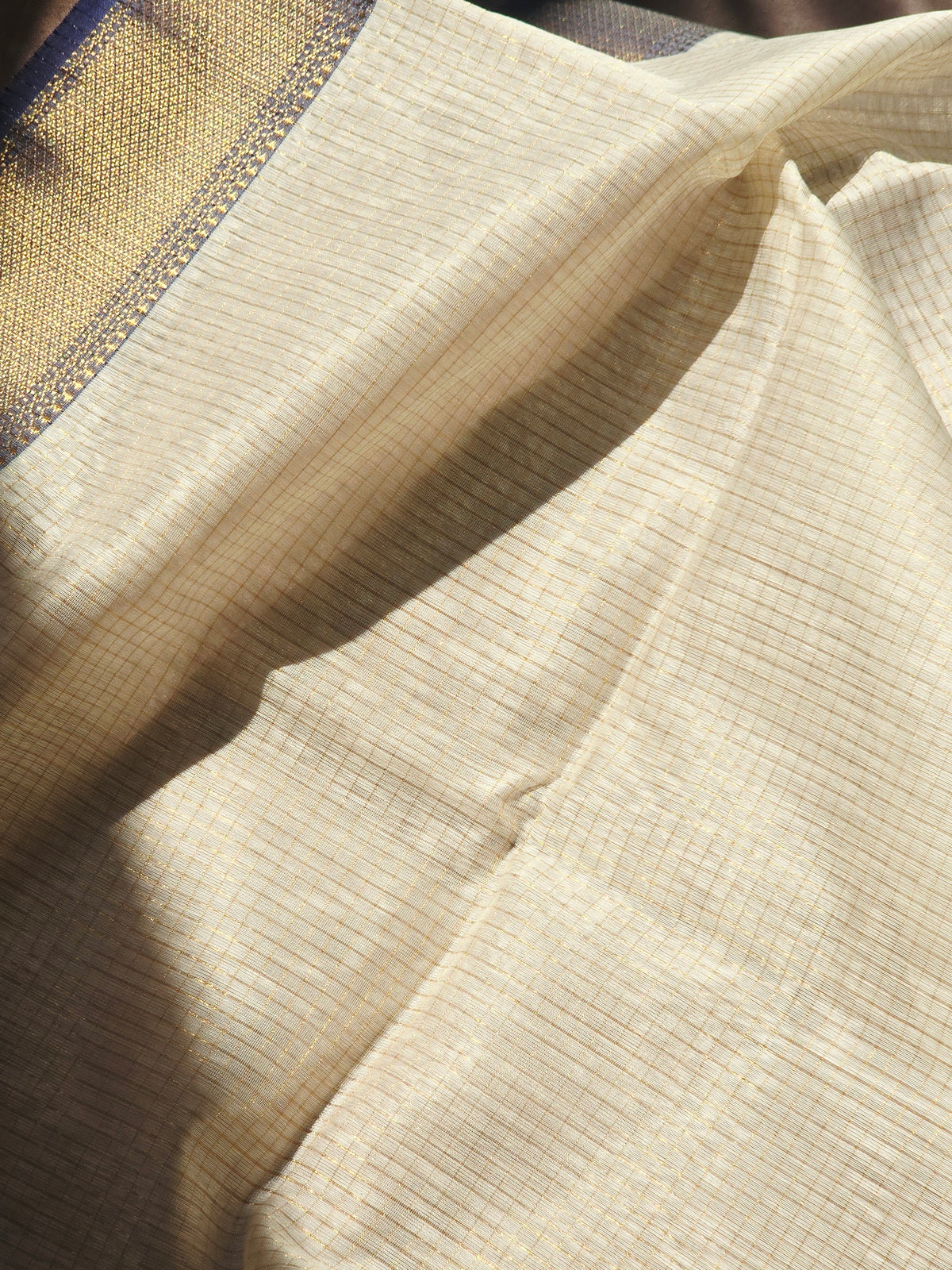 Pure Handwoven Maheshwari Zari Check Saree – Offwhite Blue
