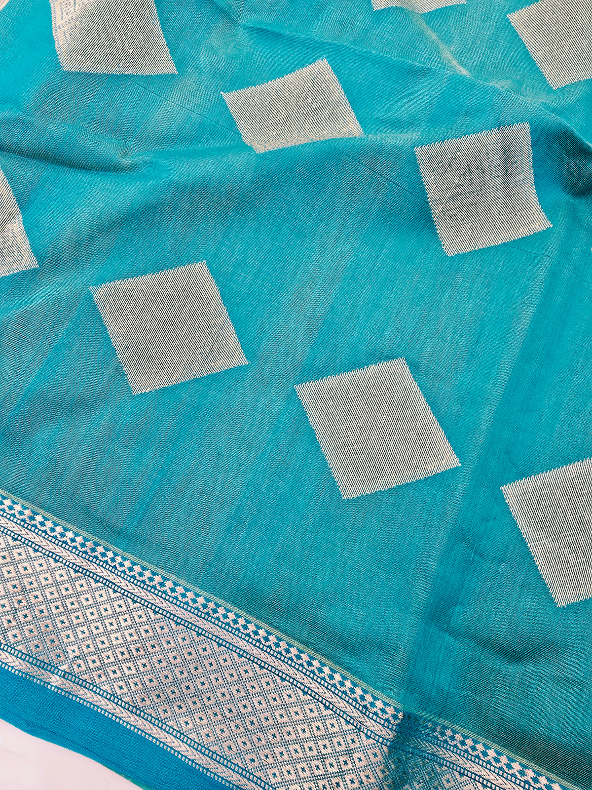 Handloom Maheshwari Saree Diamond Boota - Yellow Blue