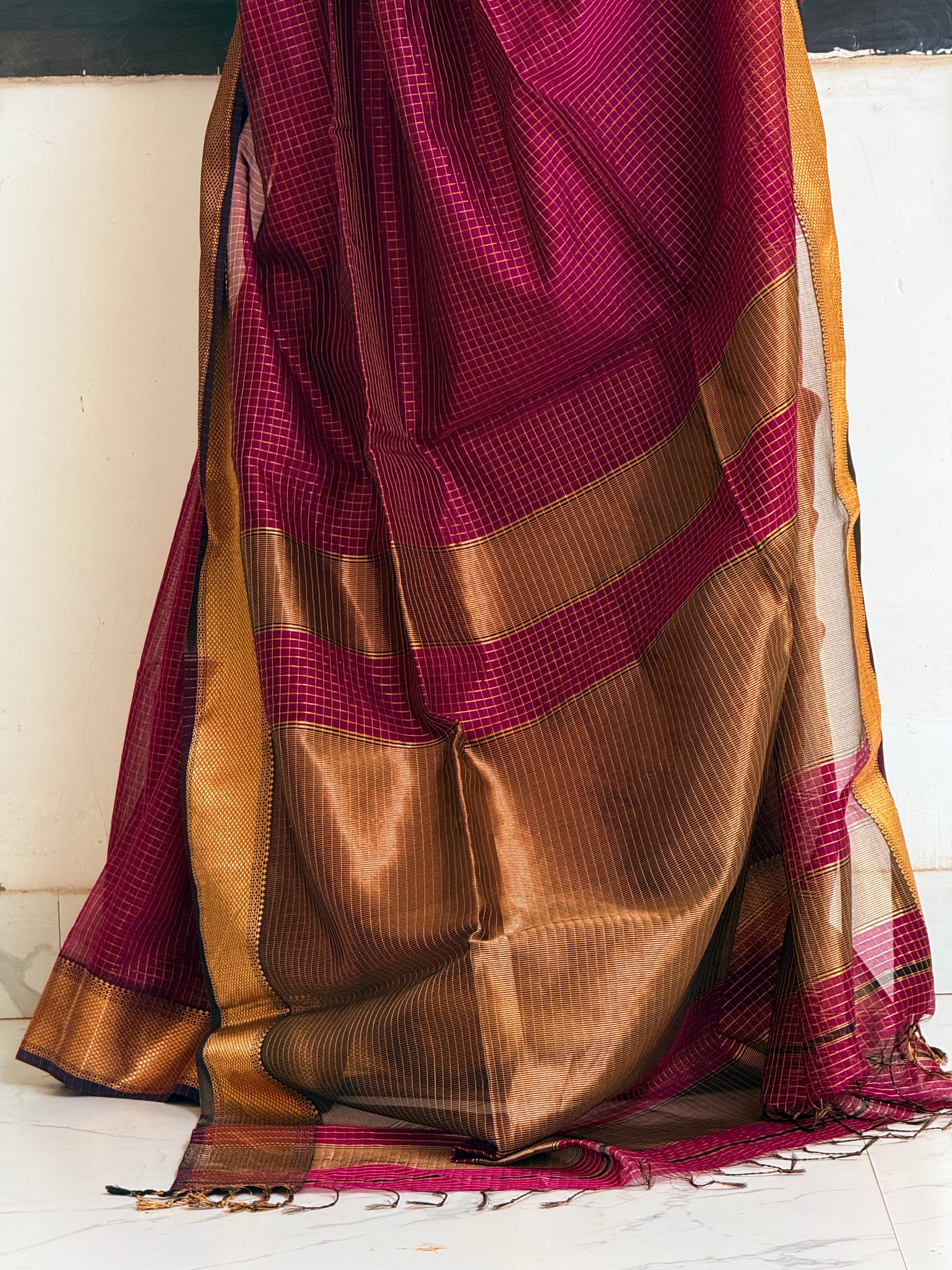 Pure Handwoven Maheshwari Silk Cotton Zari Check Saree – Purple