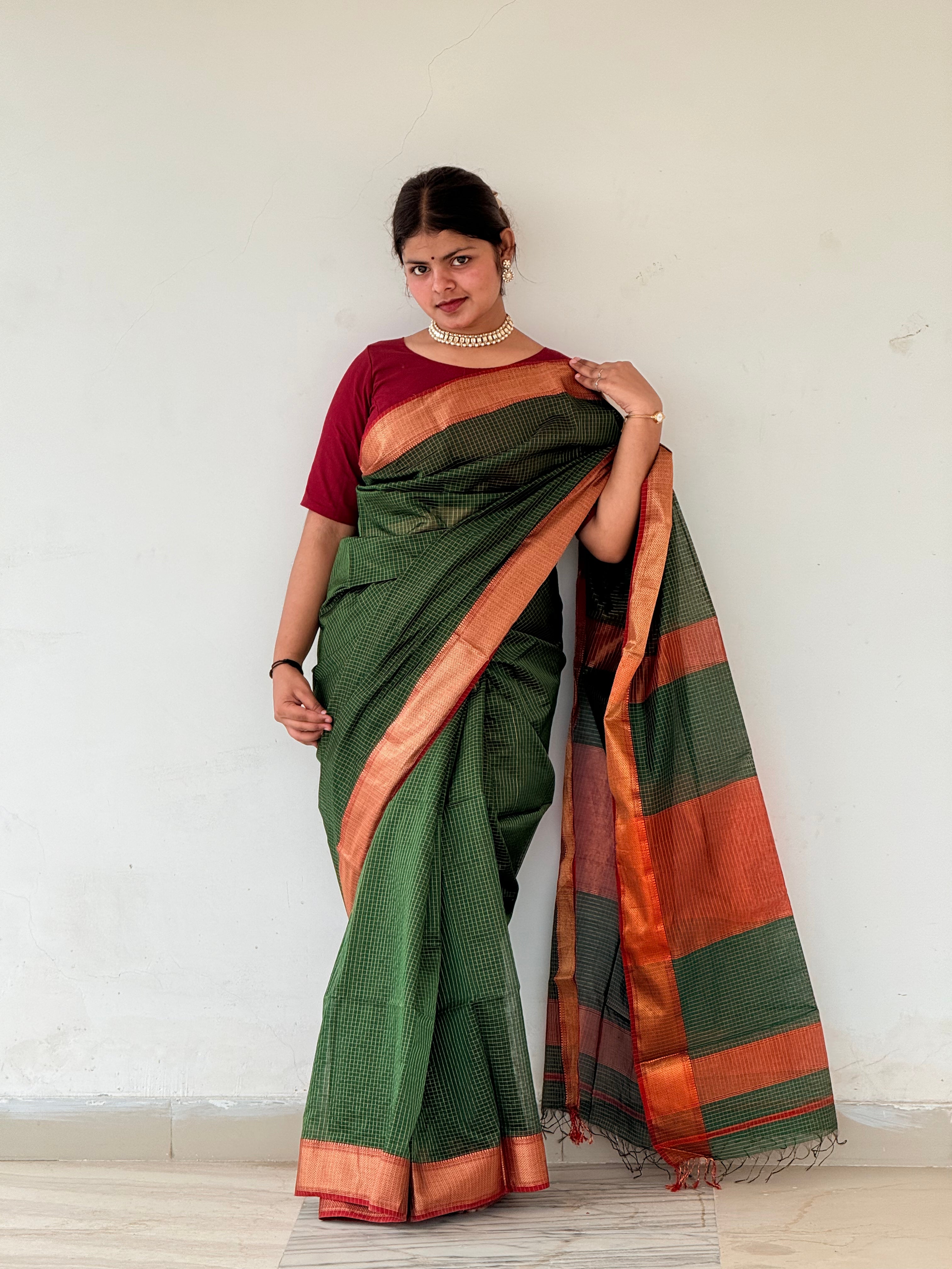 Pure Handwoven Maheshwari Zari Check Saree - Green