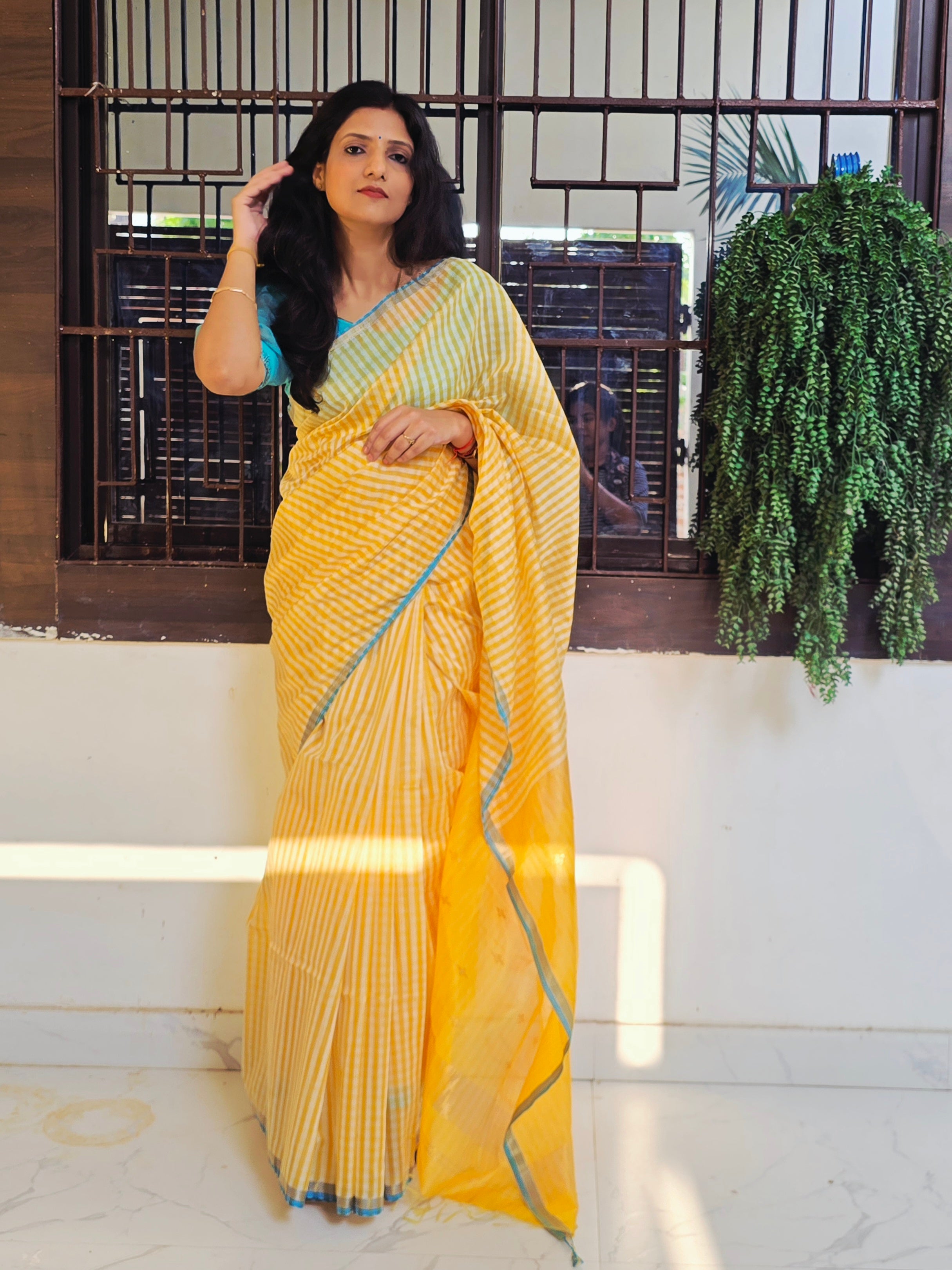 Pure Handwoven Maheshwari Check Saree in Yellow & White